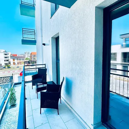 Apartament Eduard Năvodari